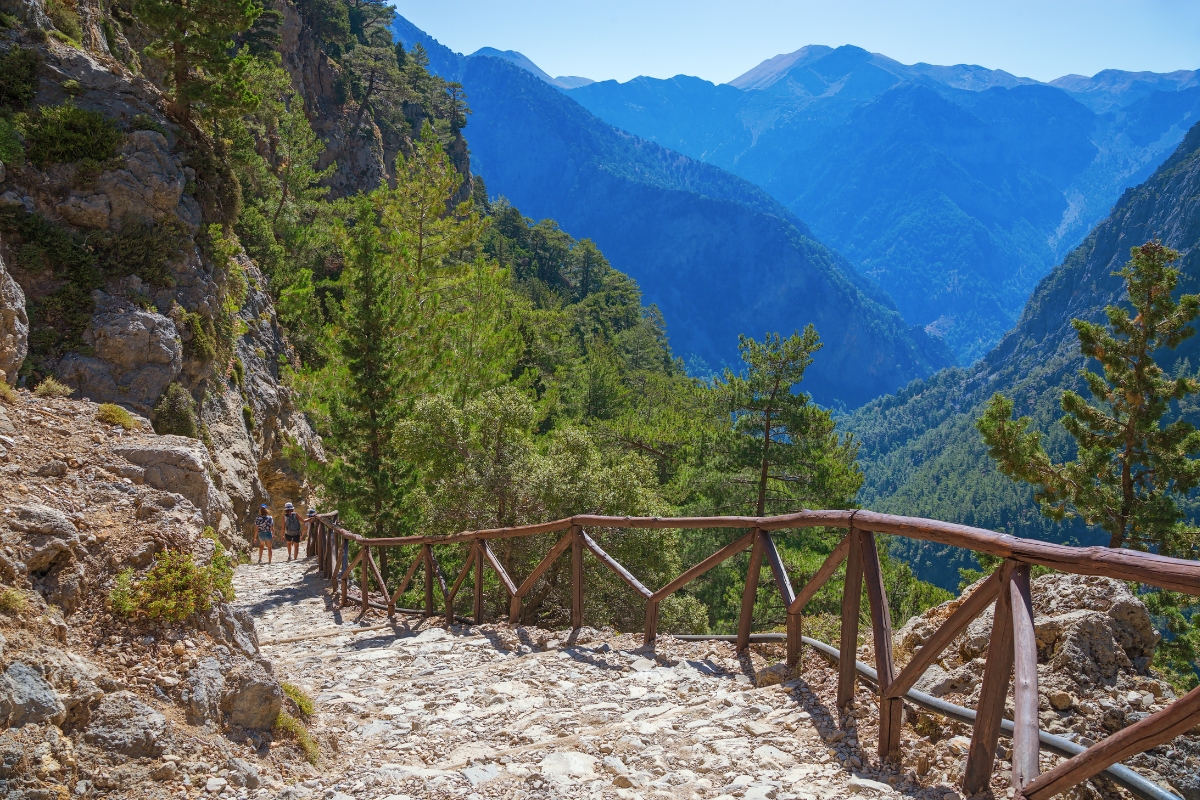 spring-and-autumn-walking-weeks-for-singles-in-crete-samaria-gorge-west-crete-solo-travel-singles-holidays-mistral-hotel