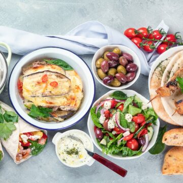 Greek-meze-meal-for-flavours-of-crete-week-at-the-mistral-singles-vacations-solo-travellers-paradise