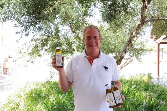 guests-at-the-mistral-hotel-singles-in-crete-solo-traveller-holiday-over-50-extra-virgin-olive-oil-exclusive-gift-healthy-diet-mediterranean