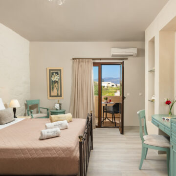 deluxe-room-gallery