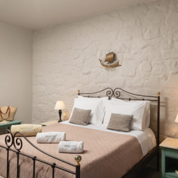 deluxe-room-gallery