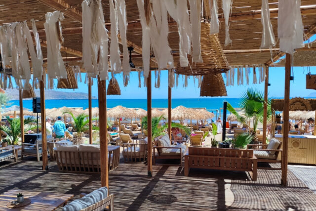 beach-c;ub-singles-in-crete-solo-holidays-summer-vacation-solos-greece-mistral-hotel-chania-travel-alone-find-new-friends-best-beaches-western-crete