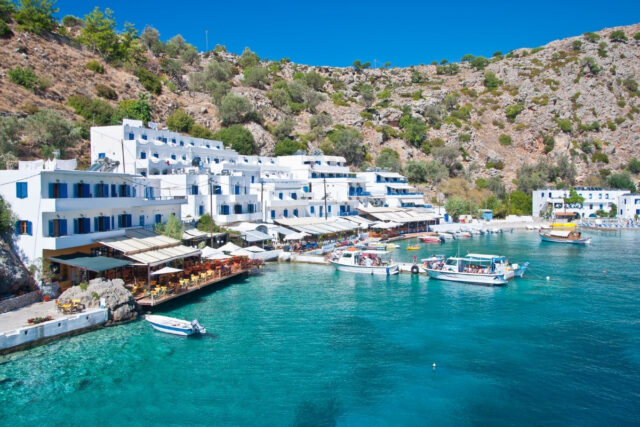 beach-crawl-singles-in-crete-solo-holidays-summer-vacation-solos-greece-mistral-hotel-chania-travel-alone-find-new-friends-best-beaches-western-crete