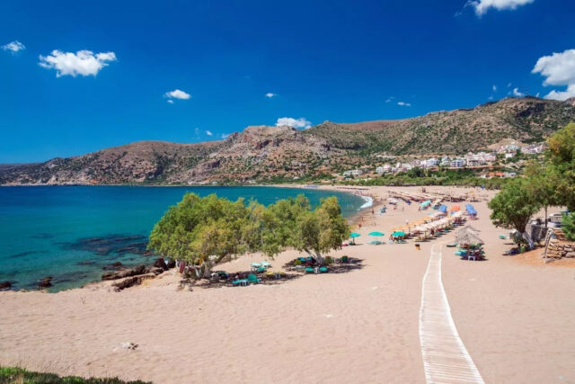 beach-crawl-singles-in-crete-solo-holidays-summer-vacation-solos-greece-mistral-hotel-chania-travel-alone-find-new-friends-best-beaches-western-crete